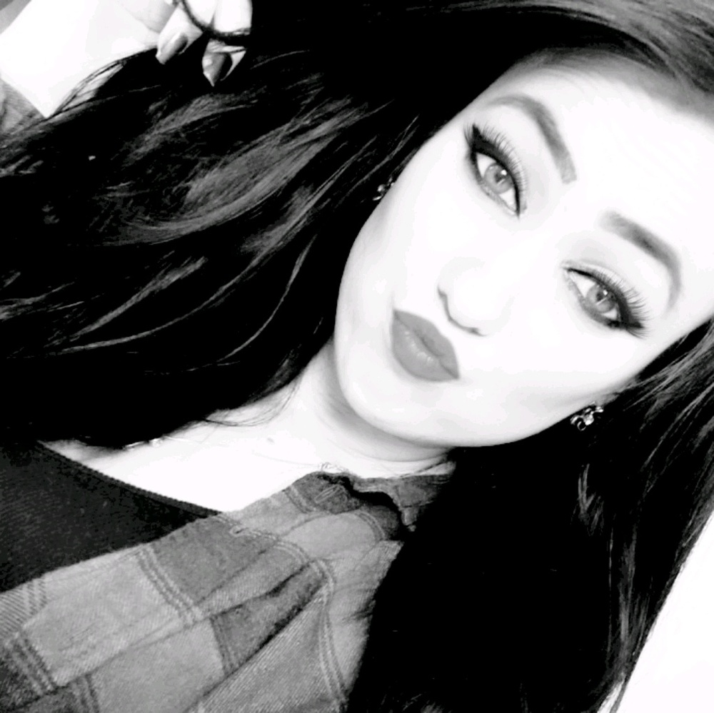 Meet your Posher, Alyssa